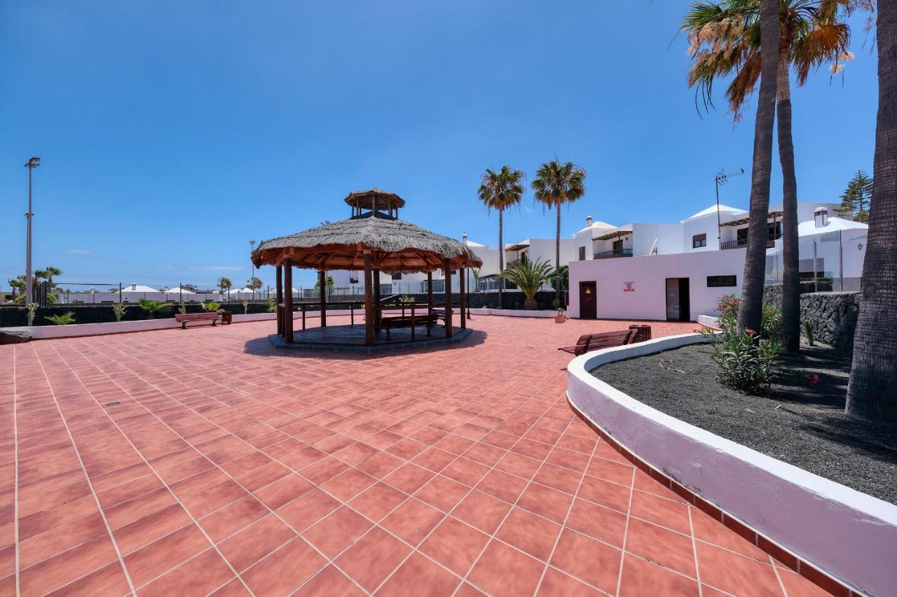 Villa Casa Yare, Shared Pool, Air-Con, Fast Wifi à Costa Teguise Extérieur photo